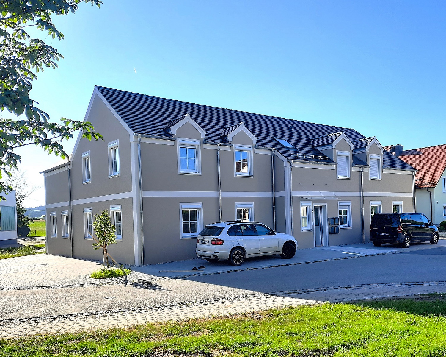 Mehrfamilienhaus in Postbauer-Heng